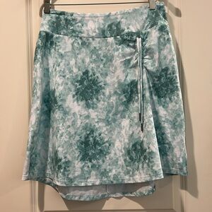NWOT Kyodan Freedom Trail PullOn 
Floral cinched Stretch elastic waist Skirt M